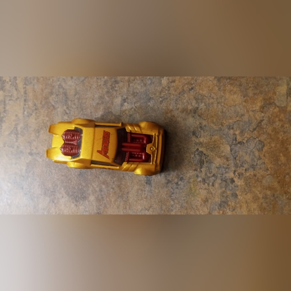 Hotwheels avengers ironmen car Toy Metallic Gold Race Car with Red Interior 2015